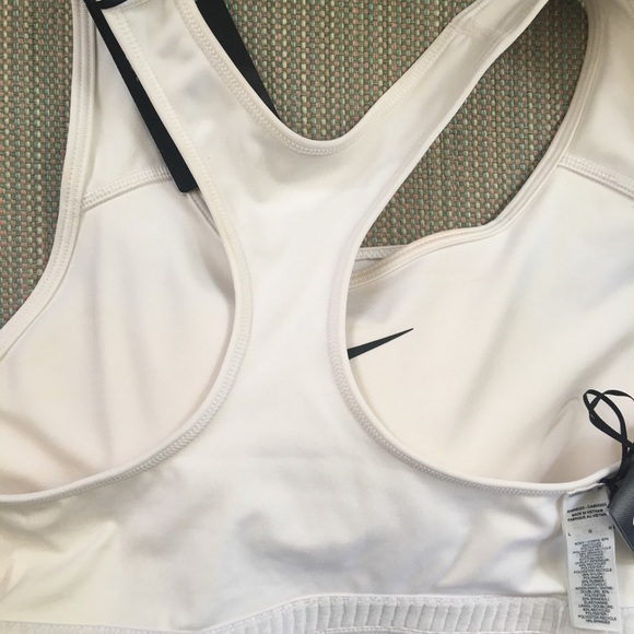 Nike Swoosh Bra Training Dri-Fit Size Large. - Picture 4 of 11